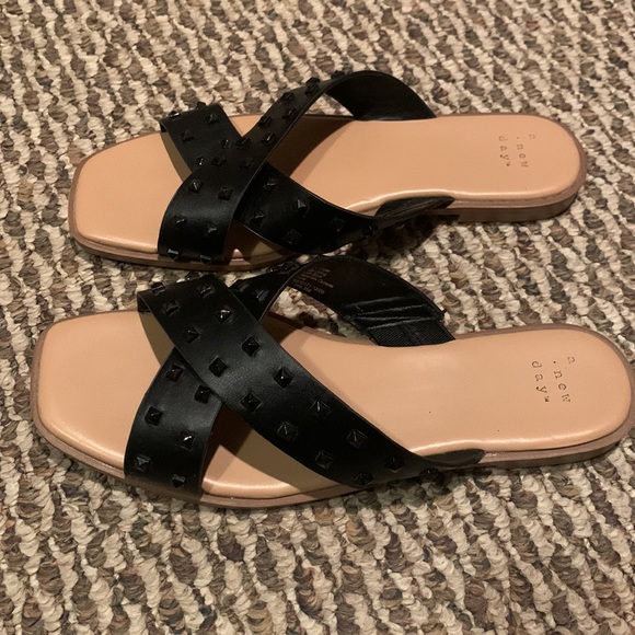 A new day sandals - Picture 3 of 3